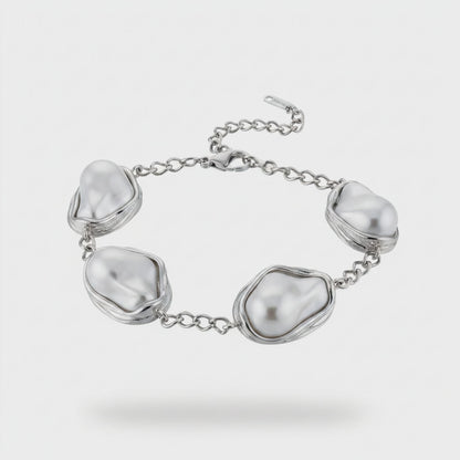 chunky pearl bracelet